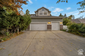 Photo 1 for 1416 E Farm Meadow Ln