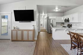 Photo 5 for 1816 W Eaglewood Dr #301