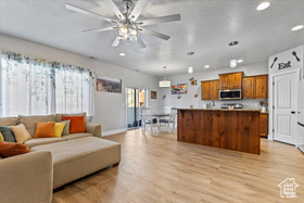 Photo 5 for 1323 N Silvercrest Dr
