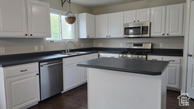 Photo 4 for 1767 W Country Bend Rd