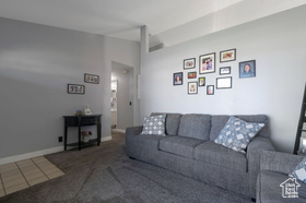 Photo 5 for 2439 W Bridle Oak Dr