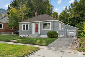 Photo 3 for 1371 E Cahoon St