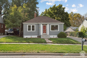 Photo 2 for 1371 E Cahoon St