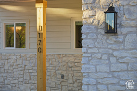 Photo 4 for 1170 E Vitt Dr