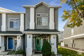 Photo 1 for 475 N Redwood Rd #31