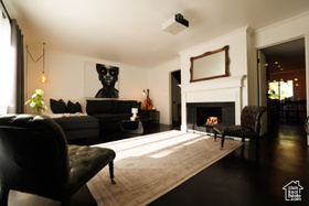 Photo 2 for 4656 Woodduck Ln