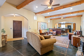 Photo 3 for 1535 W Mcintosh Cir