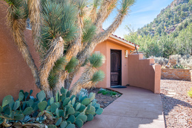 Photo 2 for 1535 W Mcintosh Cir