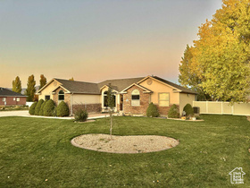 Photo 3 for 830 N 2140 West