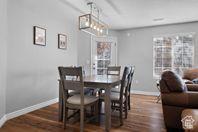 Photo 5 for 167 N Romney Ln #203