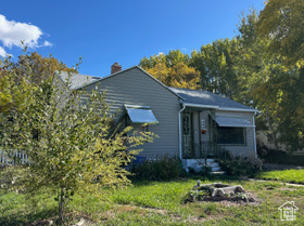Photo 6 for 3936 S Evelyn Rd