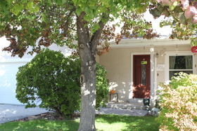 Photo 2 for 3228 W Meadow Leaf Ct