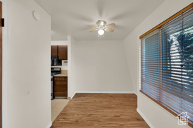 Photo 5 for 5519 S Willow Ln #C