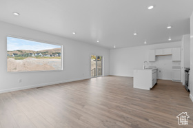 Photo 5 for 197 E Levengrove Dr #176