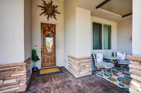 Photo 3 for 567 N La Ruta Dr
