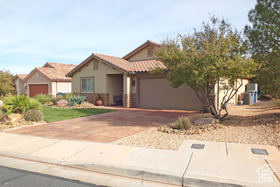Photo 3 for 4005 S Carisa Dr