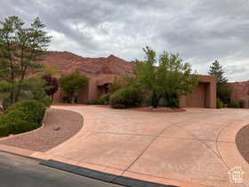 Photo 4 for 1068 E Grandview Dr