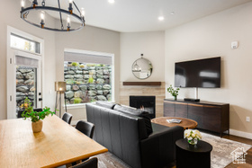 Photo 4 for 909 W Peace Tree Trl #306