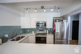 Photo 5 for 4424 W Skye Dr