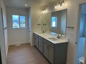 Photo 5 for 946 W Columbia Ct #107