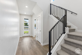 Photo 4 for 1069 W Linden Ln #31