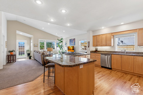 Photo 2 for 2034 E Hubbard Ave