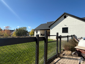 Photo 4 for 1591 S River Rock Way