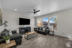 Photo 4 for 542 N Ventura Ln
