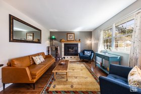 Photo 1 for 385 N Hawthorne Dr