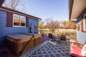 Photo 6 for 385 N Hawthorne Dr