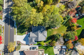 Photo 4 for 177 W Canyon Crest Rd