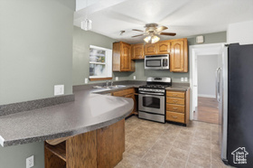 Photo 4 for 423 E Crescent Dr