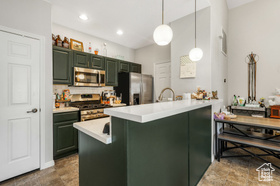 Photo 5 for 1077 Canyon Meadow Dr #4