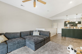 Photo 2 for 1077 Canyon Meadow Dr #4