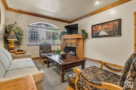 Photo 5 for 840 W Bigler Ln #1012