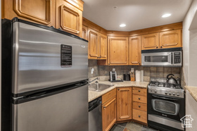 Photo 3 for 840 W Bigler Ln #1012