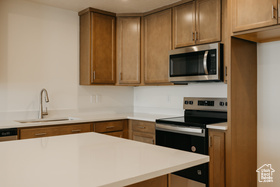 Photo 4 for 247 E 1825 North #11