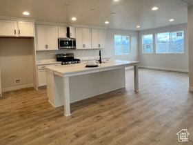 Photo 2 for 2921 S 2425 West #1119