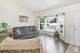 Photo 4 for 324 E 1325 North