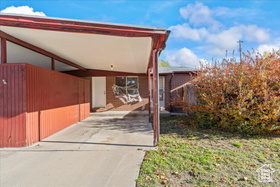 Photo 5 for 815 E Whitemaple Way
