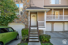 Photo 2 for 617 N Seven Peaks Blvd #10