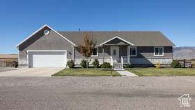 Photo 1 for 251 N 580 West