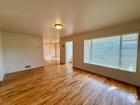 Photo 4 for 343 E 200 South