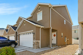 Photo 2 for 173 E Fiddlers Canyon Rd #59