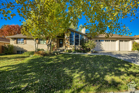 MLS #2119310 for sale - listed by Samantha Knaphus, White Oak Real Estate, LLC