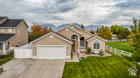 Photo 2 for 13519 S Fragrant Ln
