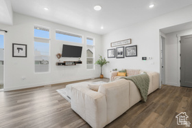Photo 3 for 779 N 560 East