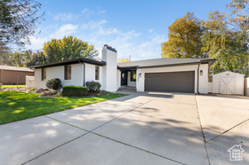 Photo 3 for 8290 S Escalante Dr