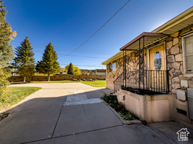 Photo 4 for 517 N Main St