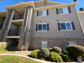 Photo 2 for 8198 N Cedar Springs Rd #T6